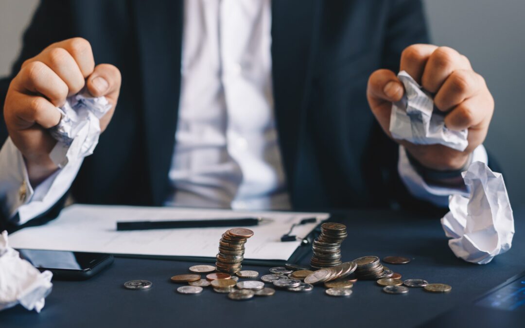 Cómo reclamar la deuda de unos vecinos morosos en una comunidad de propietarios