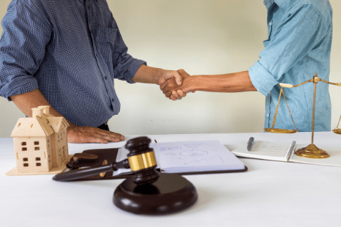 Cuál es la ley que rige en las comunidades de vecinos